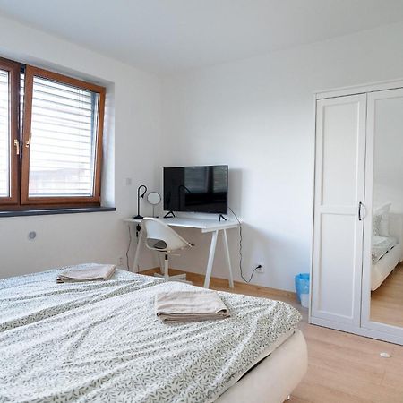 The Dante Villa Apartments Praha Bagian luar foto