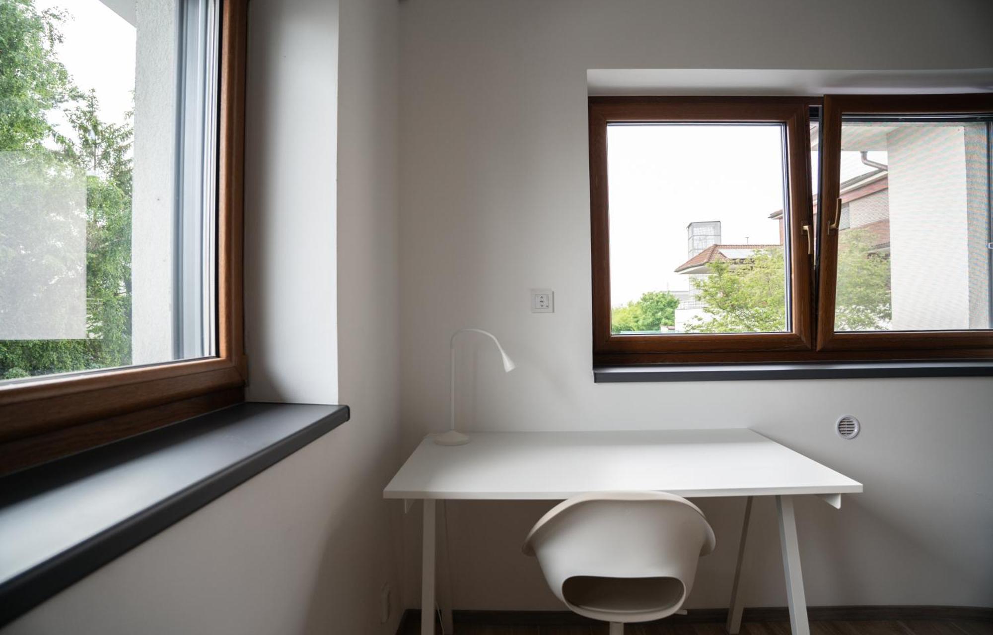 The Dante Villa Apartments Praha Bagian luar foto