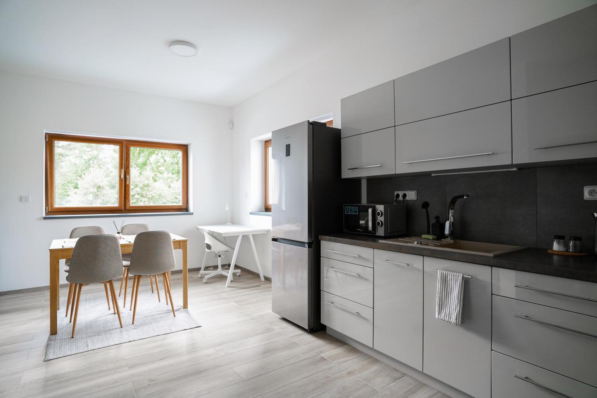 The Dante Villa Apartments Praha Bagian luar foto