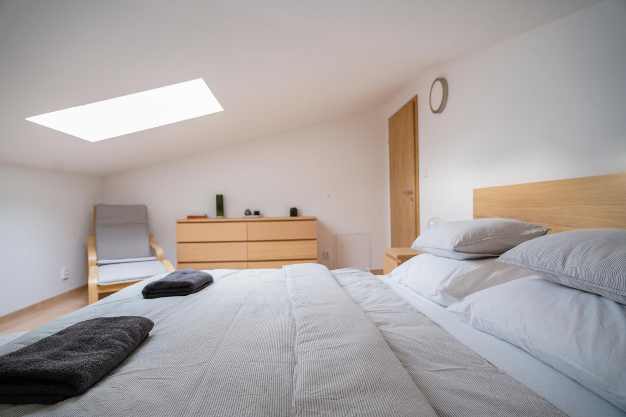 The Dante Villa Apartments Praha Bagian luar foto